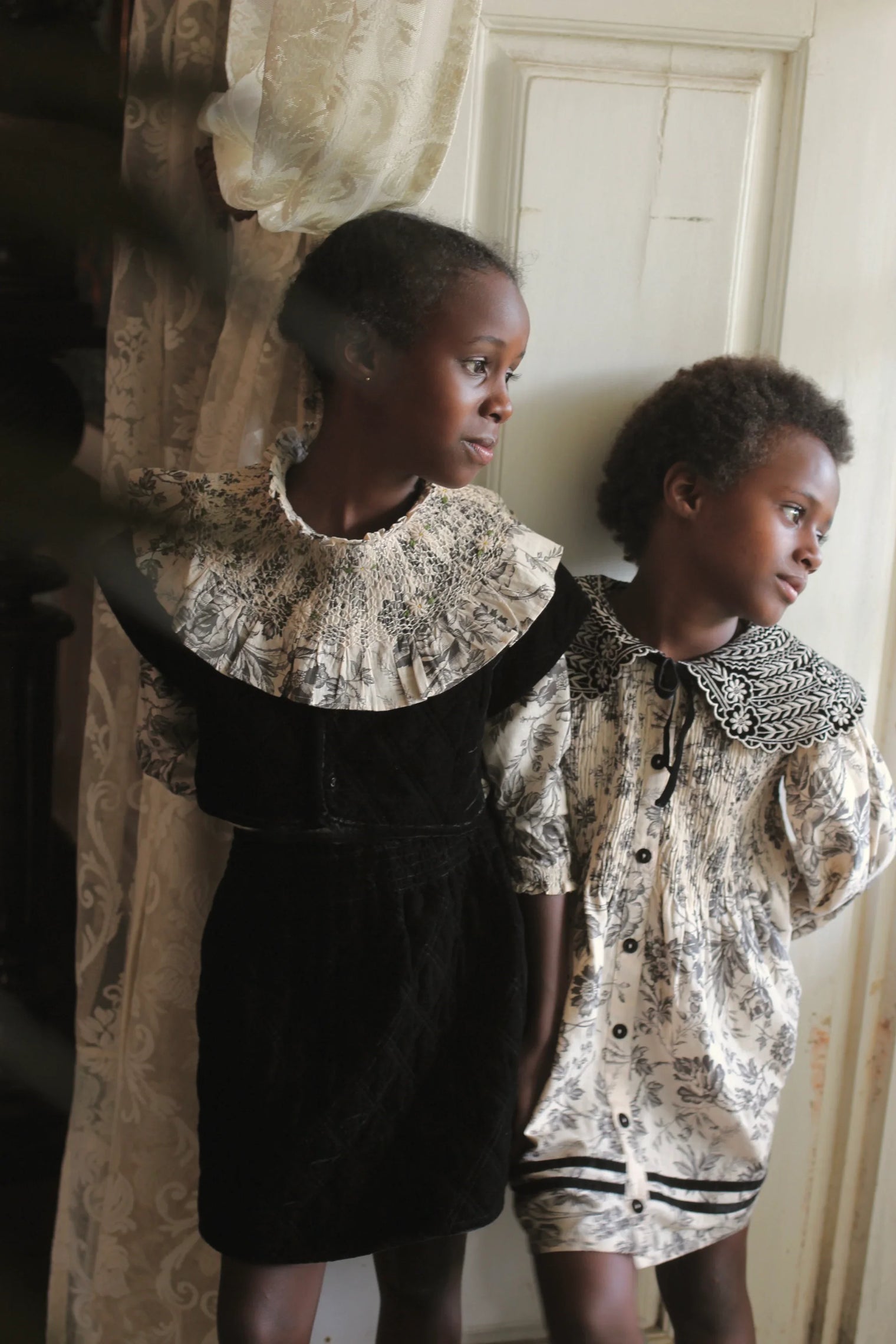 Ensemble top et jupe matelassé velours noir