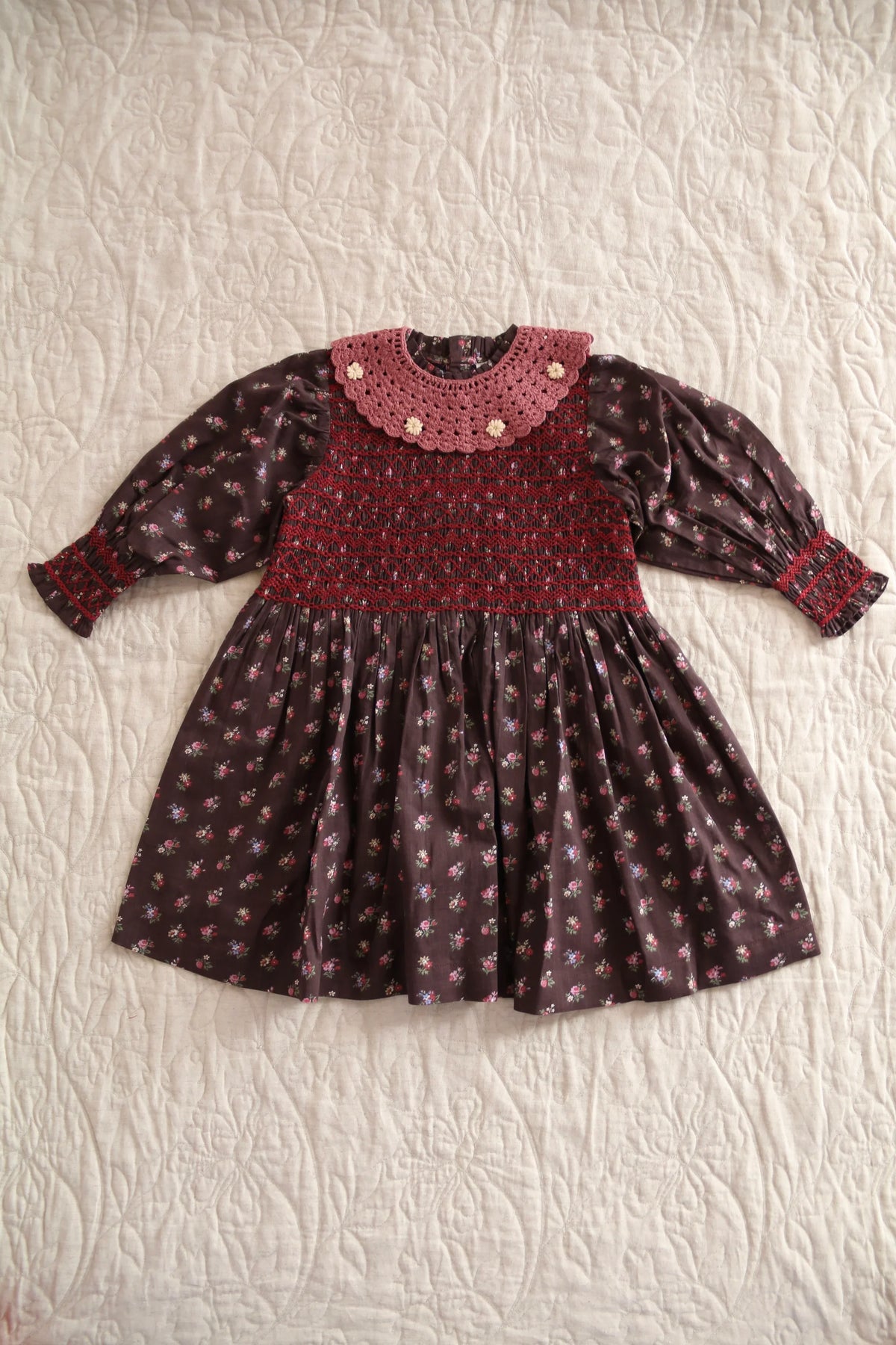 Robe à smocks petit bouquet