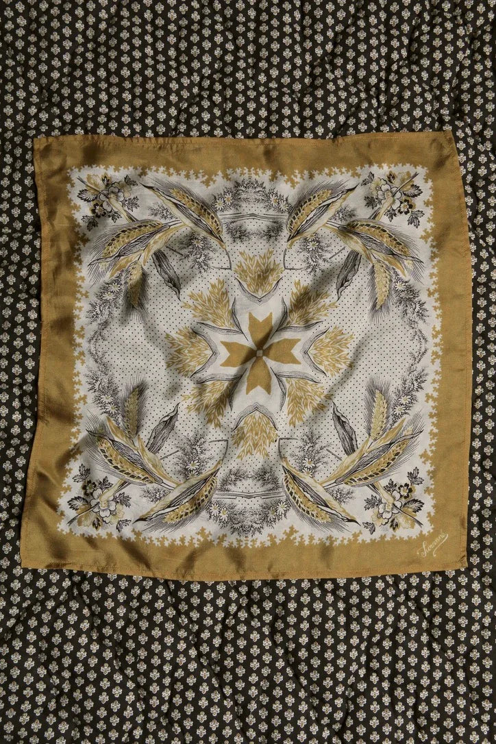 petit carré en soie curry épis de blé
