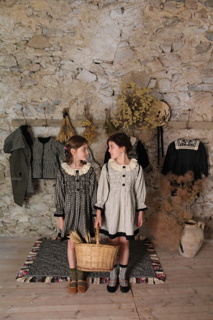 Provençal printed tunic and its matching hair clip