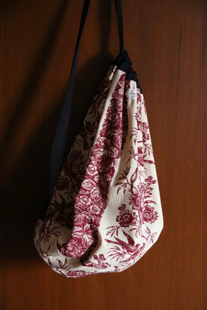 Iris skirt printed with birds