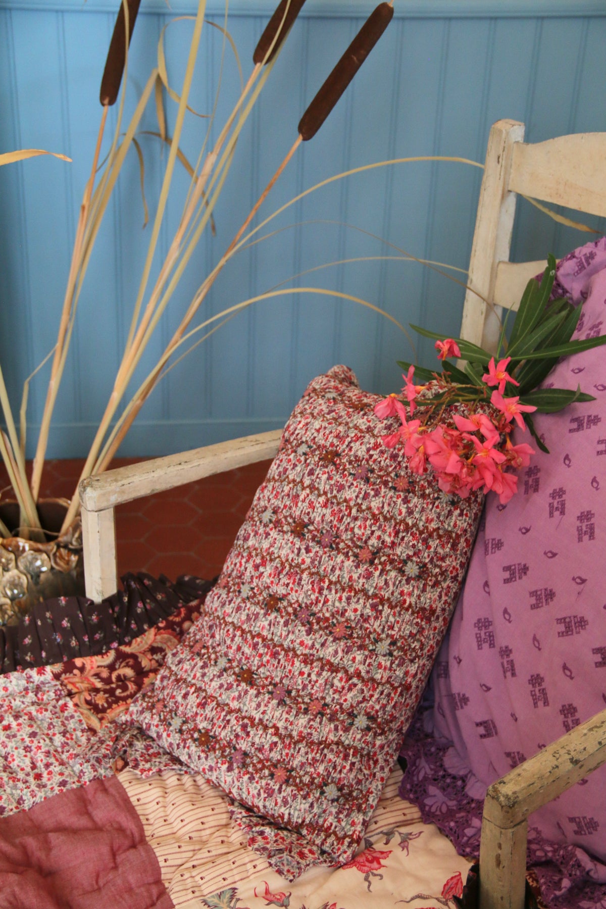 Housse de coussin à smocks