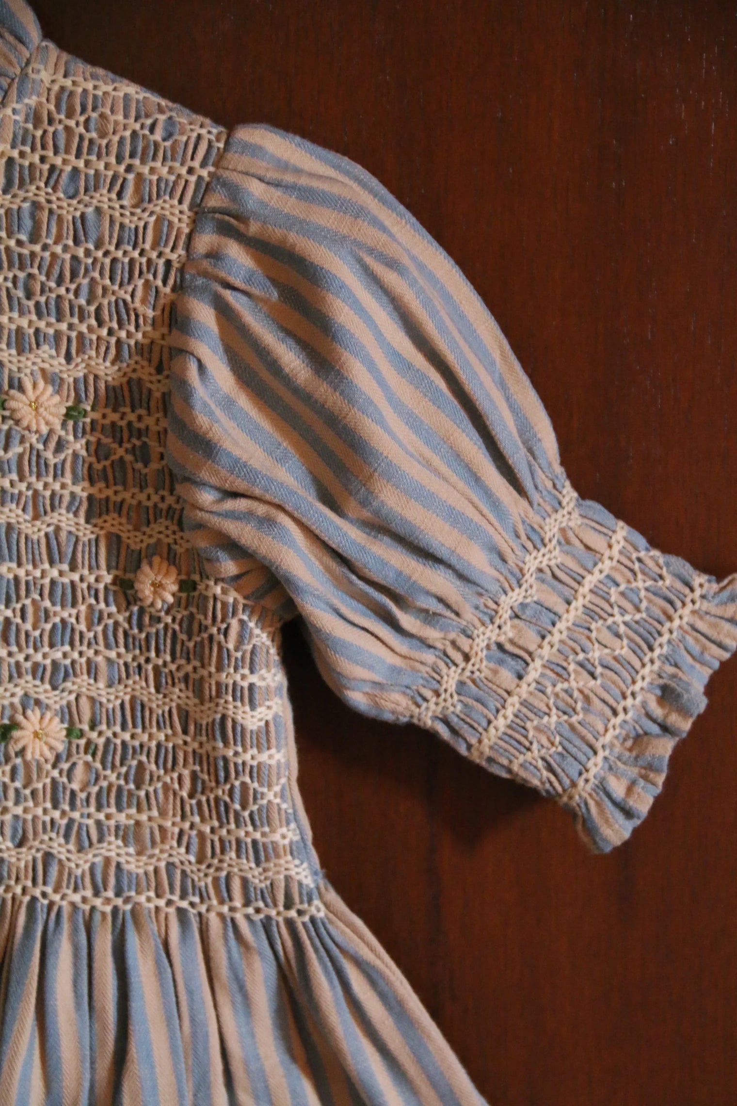 Blouse à smocks rayure transat ciel vanille