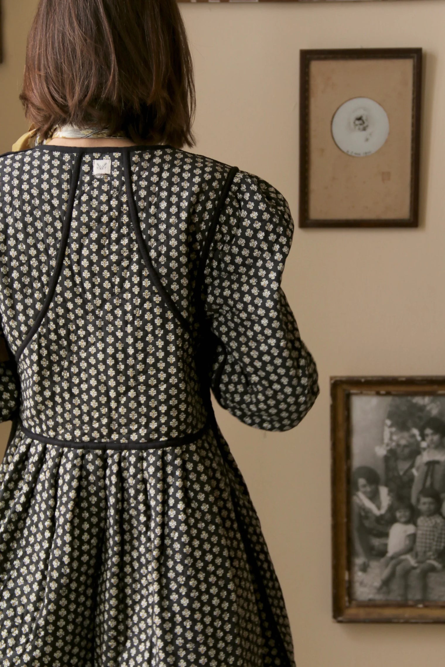 Robe manteau matelassé réversible, velour noir / imprimé Provençal noir