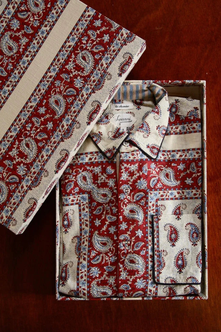 Shirt with bandana cashmere print in its matching gift box