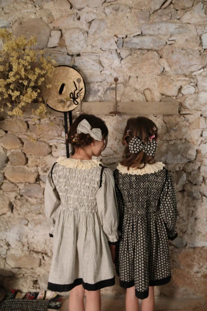 Tunique rayure noire / ivoire et sa barrette assortie