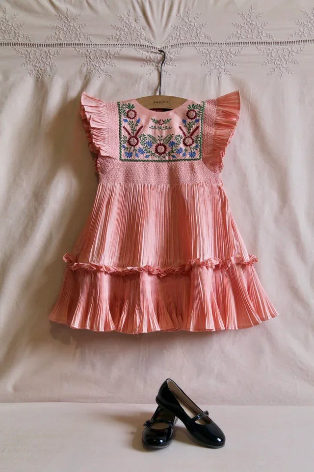 Robe brodée taffetas plissé rose