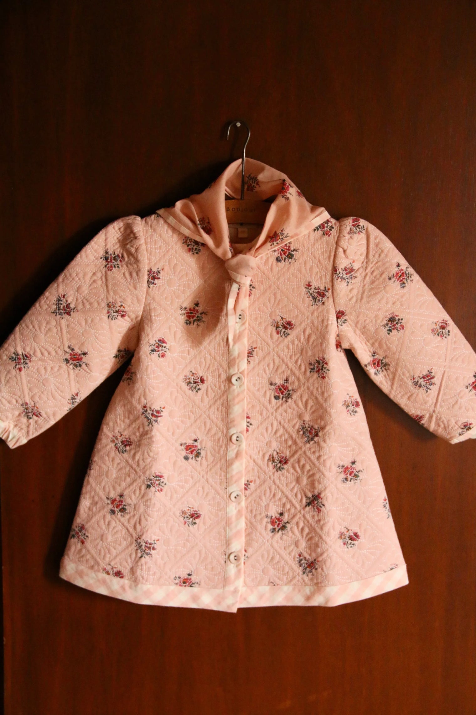 manteau réversible, matelassé et son foulard assorti