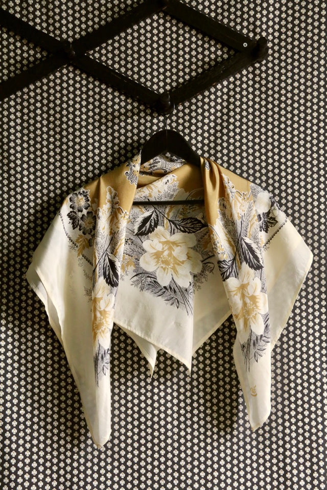 Large silk scarf curry poppy