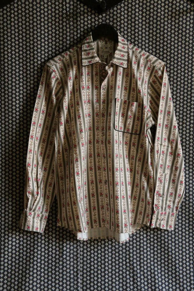 Children's long sleeve shirt with vintage floral stripes, pocket, and contrast piping on collar