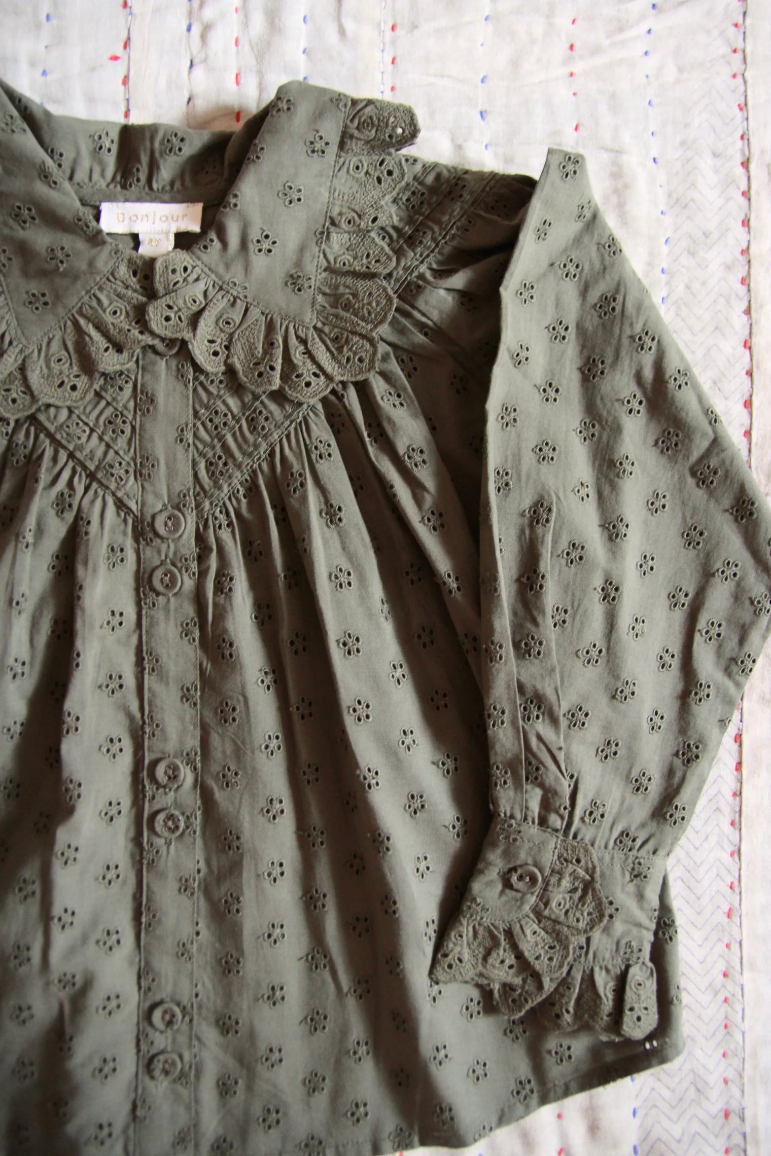 Iris blouse with English embroidery in khaki