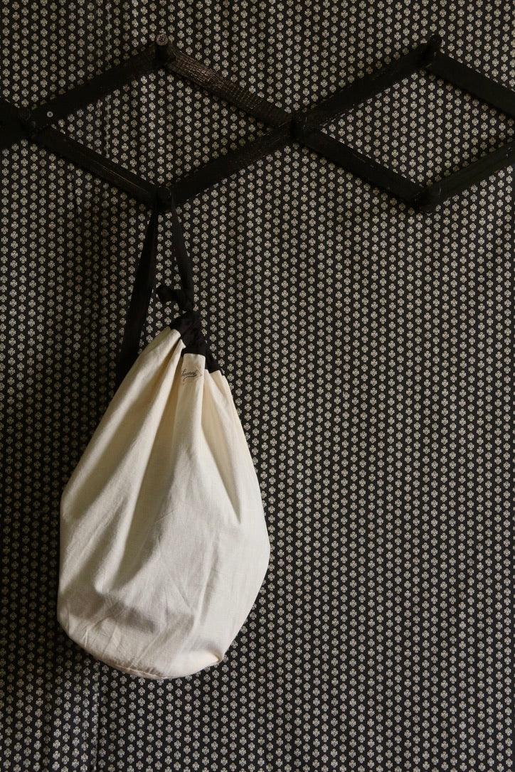 Long jupon smocké "Iris" deep dye noir