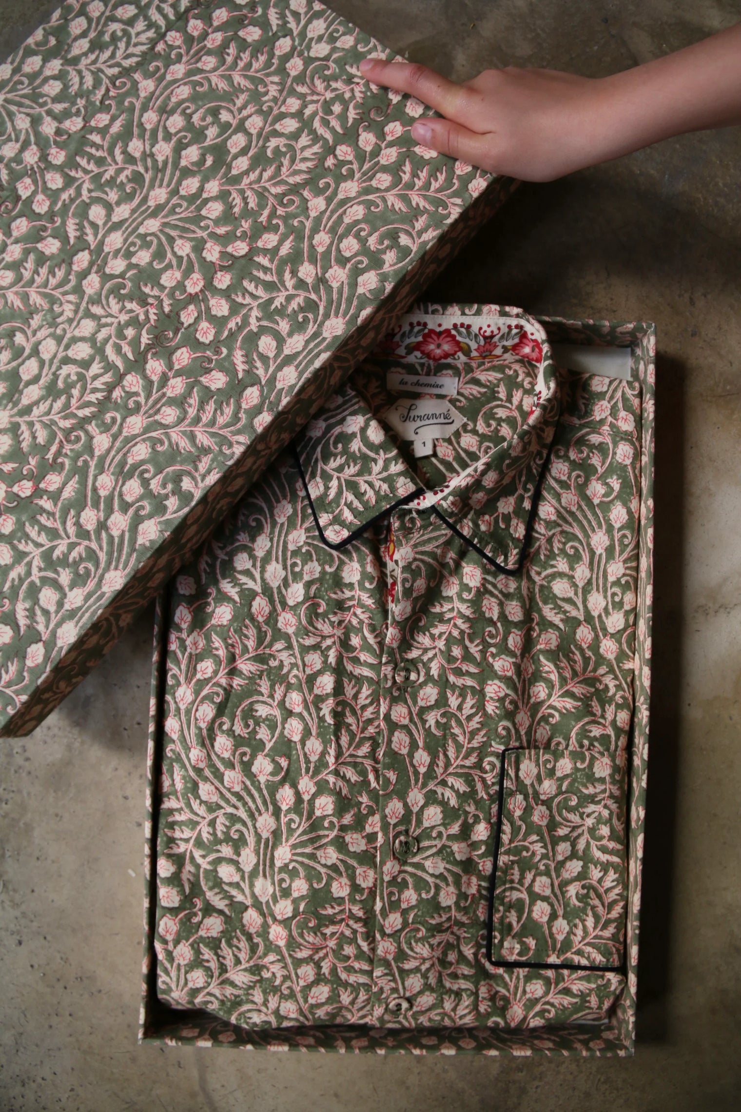 Chemise mixte imprimé "feuillage"