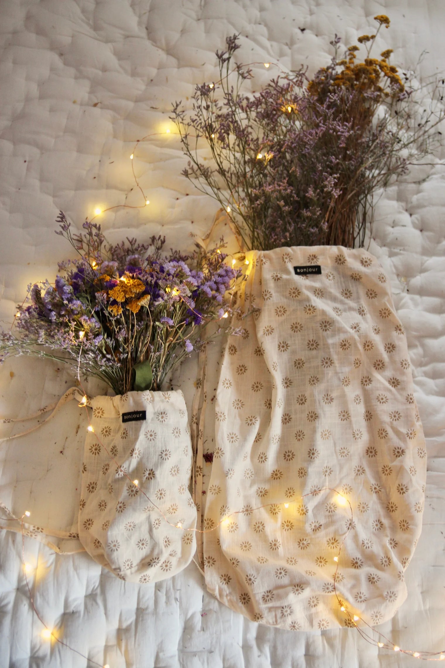 La hotte fleurs soleil ivory