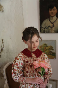 Blouse à smocks Aline et son col crochet amovible