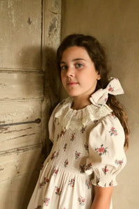 Tunique en denim garden flowers et sa barrette noeud