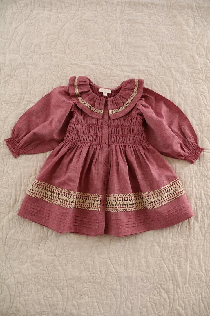 Robe romantique et col crochet amovible