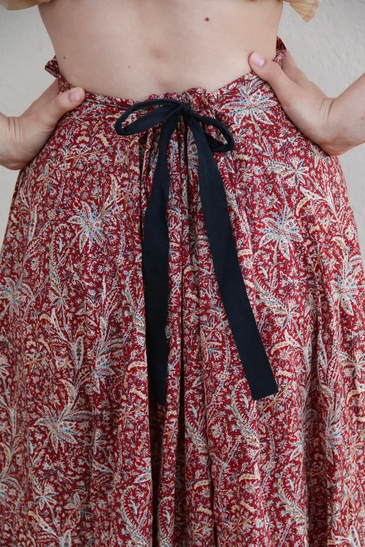 Iris printed red cashmere skirt