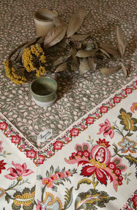 Tablecloth printed "foliage"