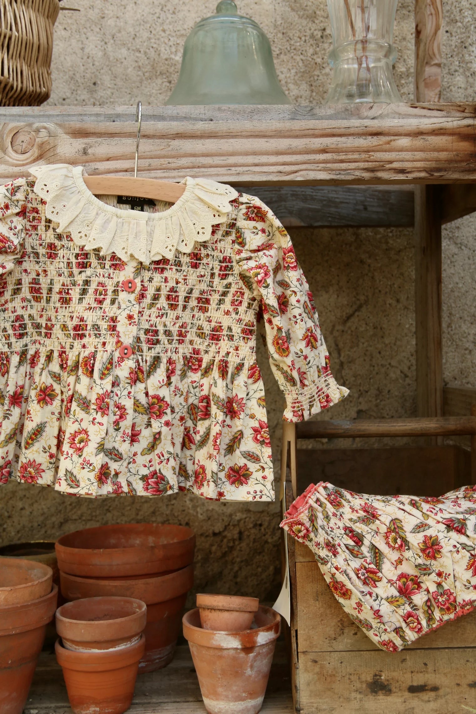 Baby set, blouse and bloomer