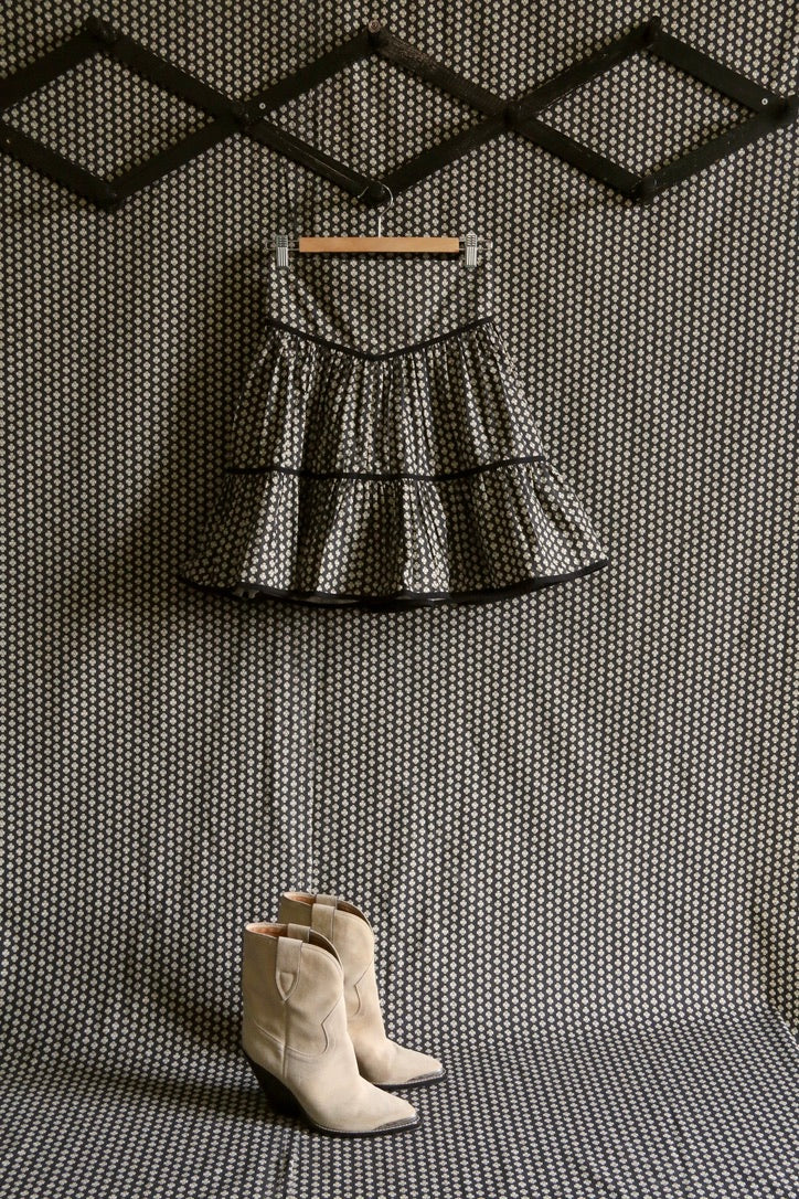 Peony skirt black Provençal print