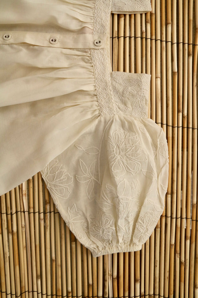 Longue blouse brodée ivoire