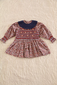 Blouse à smocks champ de fleurs et son col crochet