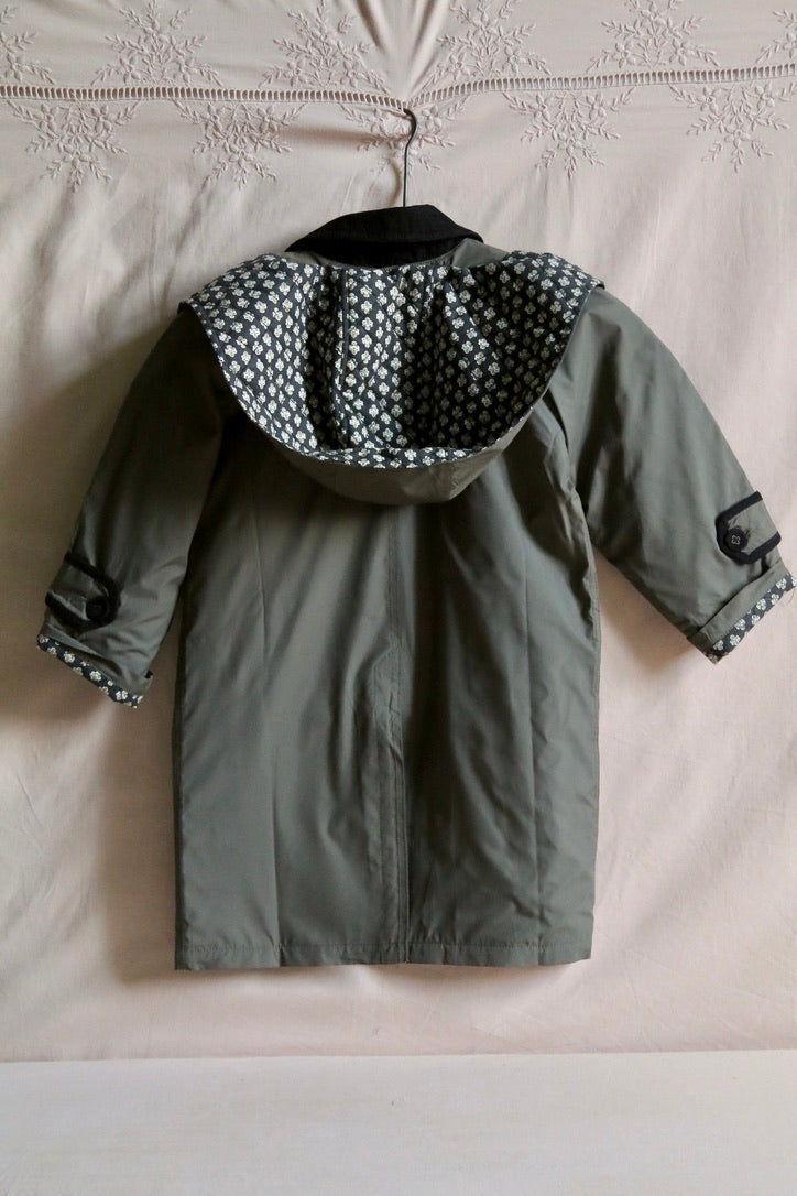 Khaki raincoat with quilted lining