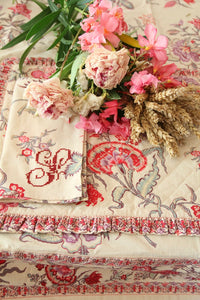 Quilted table mat Vence print