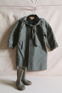 Khaki raincoat with quilted lining
