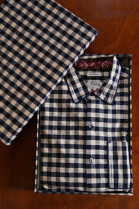 Chemise vichy marine dans son coffret assorti