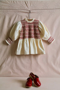 Blouse with ivory polka dot smocking and removable crochet collar