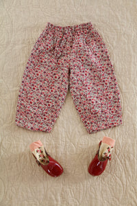 Pantalon matelassé champ de fleurs
