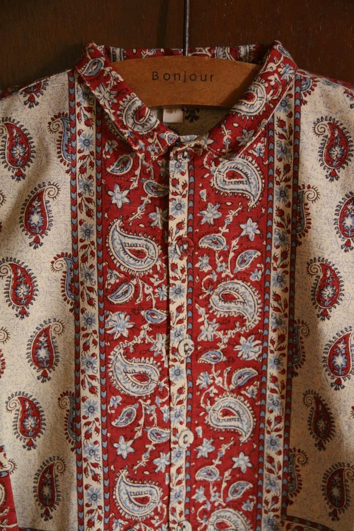Chemise bandana cashemere livrée dans son coffret assorti