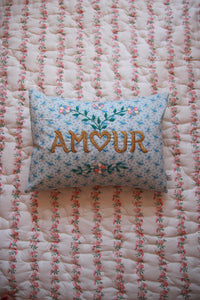 Embroidered cushion CSAO 29