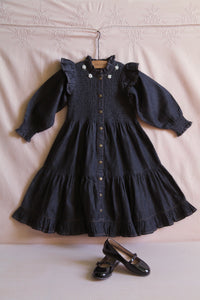 la robe longue qui tourne en black denim
