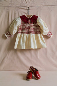 Blouse with ivory polka dot smocking and removable crochet collar