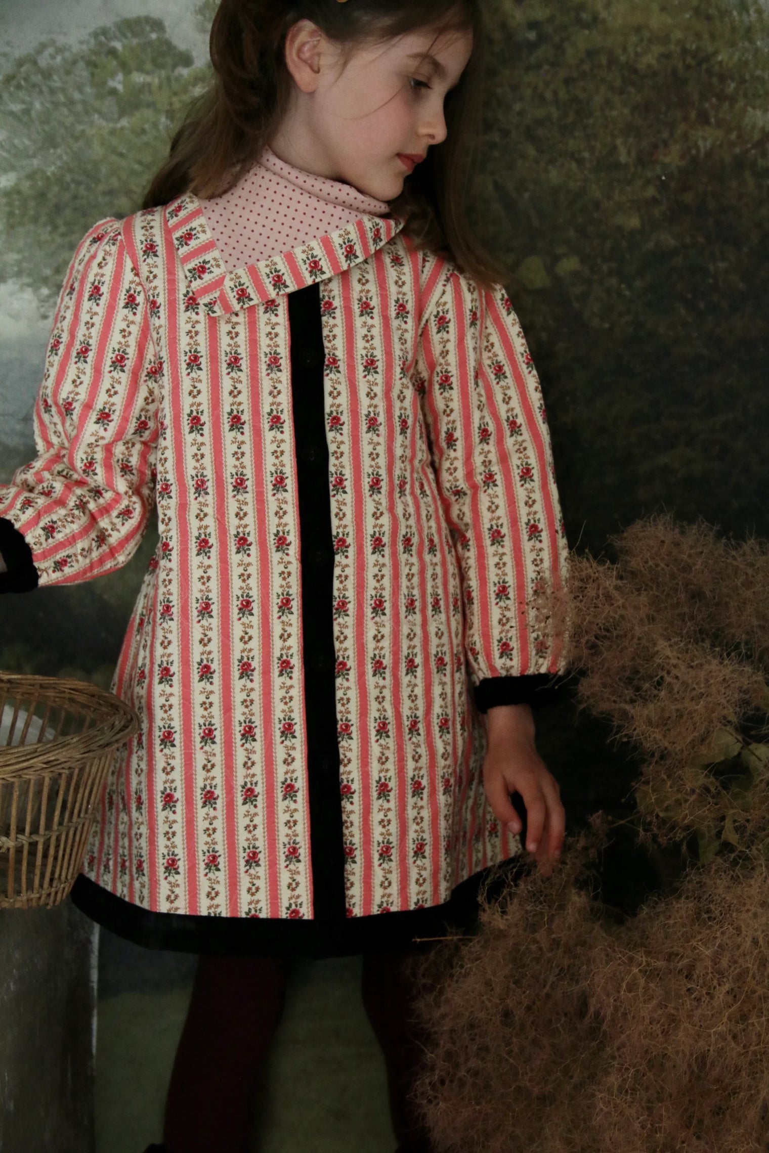 Quilted wallpaper pink coat dress and its scarf