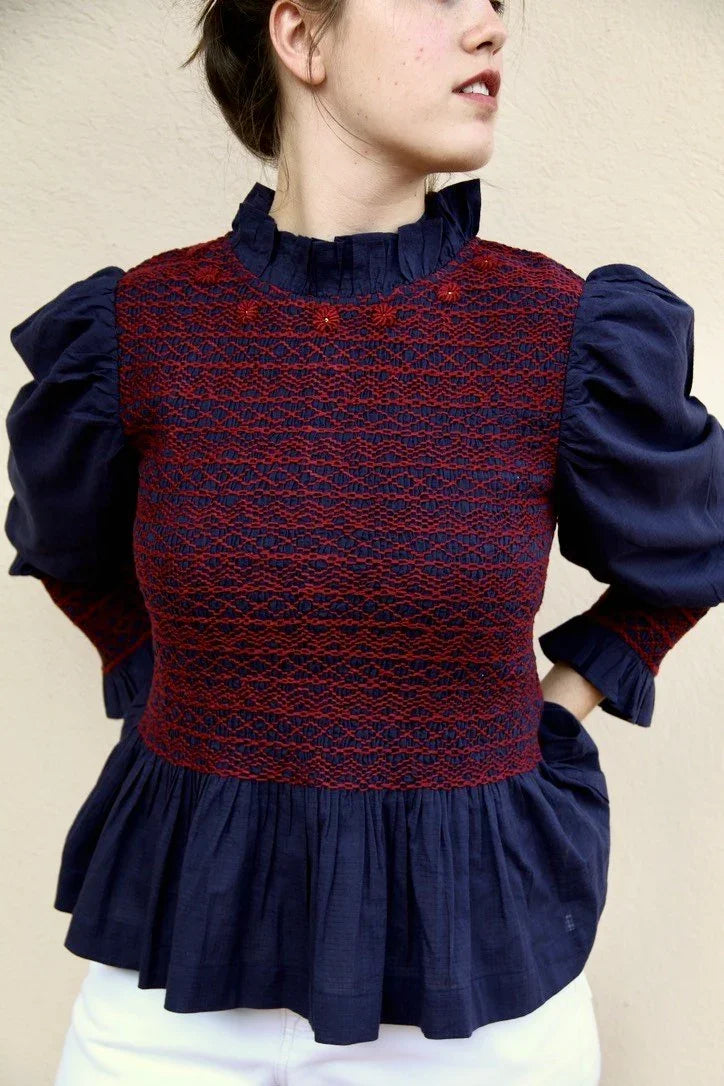 【新品】Bonjour Smocked Blouse 4Y Bonjour Handsmock blouse with crochet collar p
