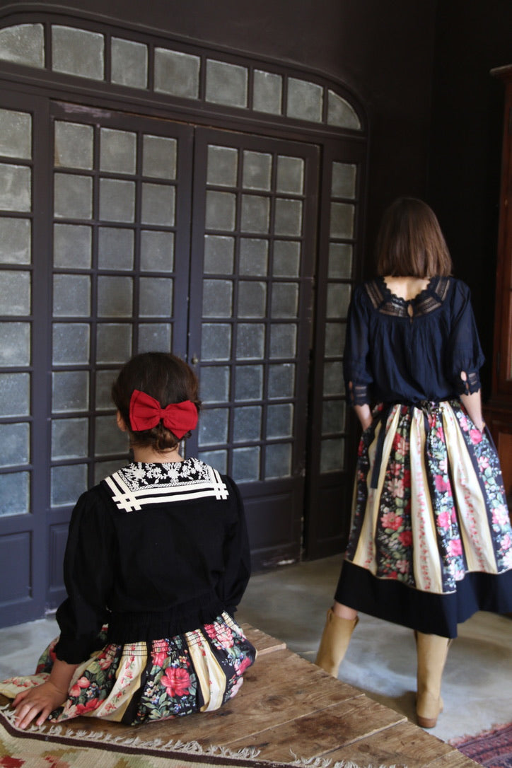 Black velvet sailor collar blouse