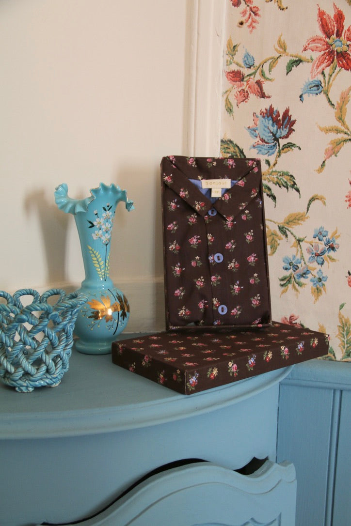 chemise petit bouquet vendue dans son coffret