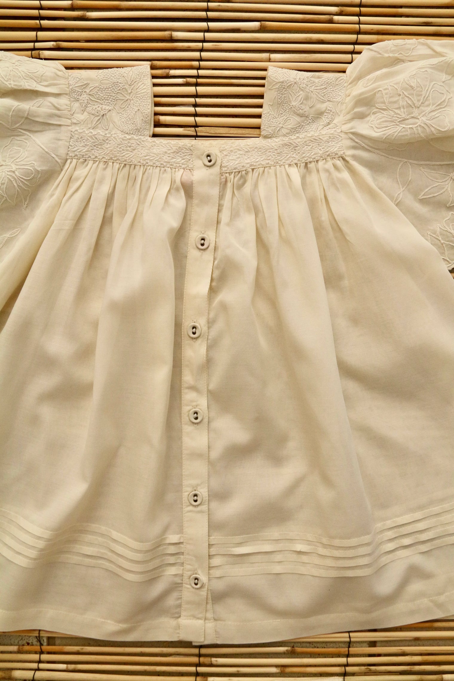 Longue blouse brodée ivoire