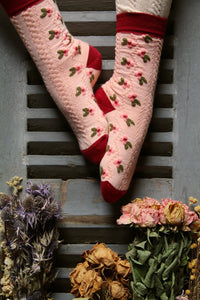 Chaussettes farandole de fleurs rose et son élastique noeud pour les cheveux