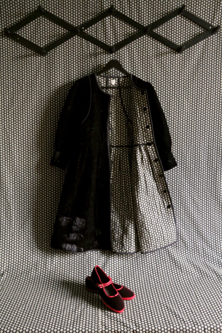 Reversible quilted coat dress, black velvet / black Provençal print