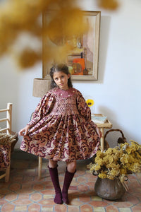 Robe à smocks cashemere burgundy et son col crochet