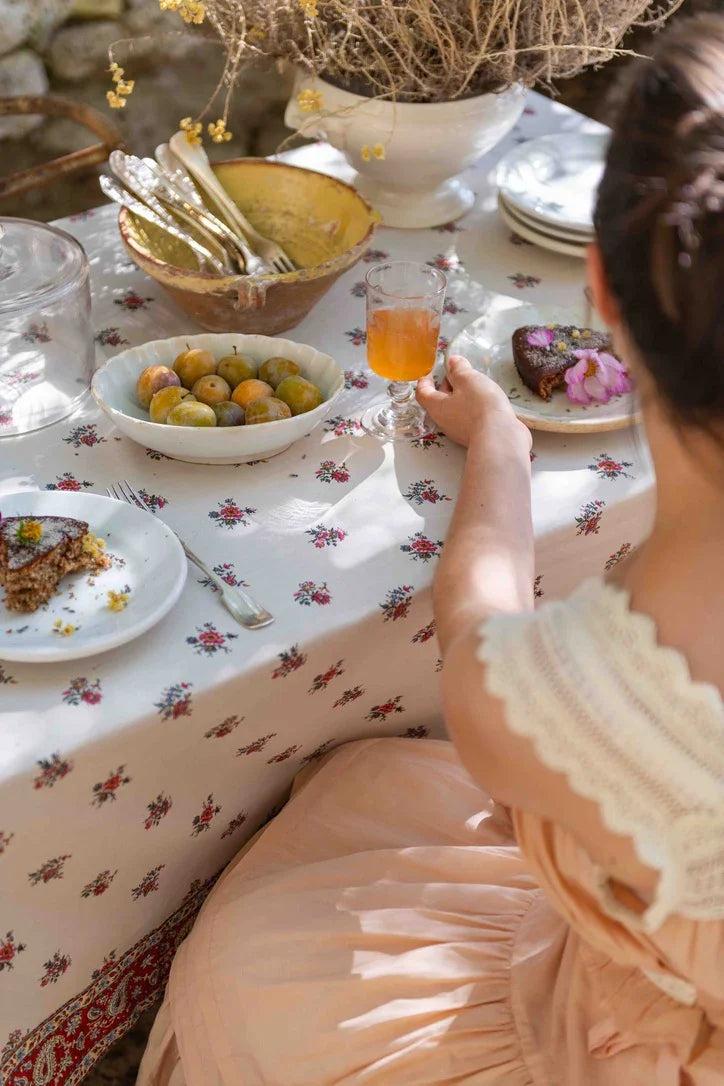 floral garden tablecloth