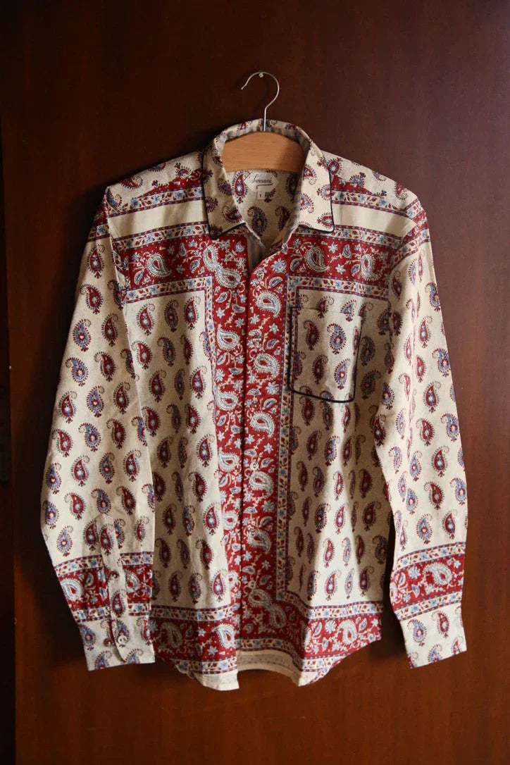 Shirt with bandana cashmere print in its matching gift box