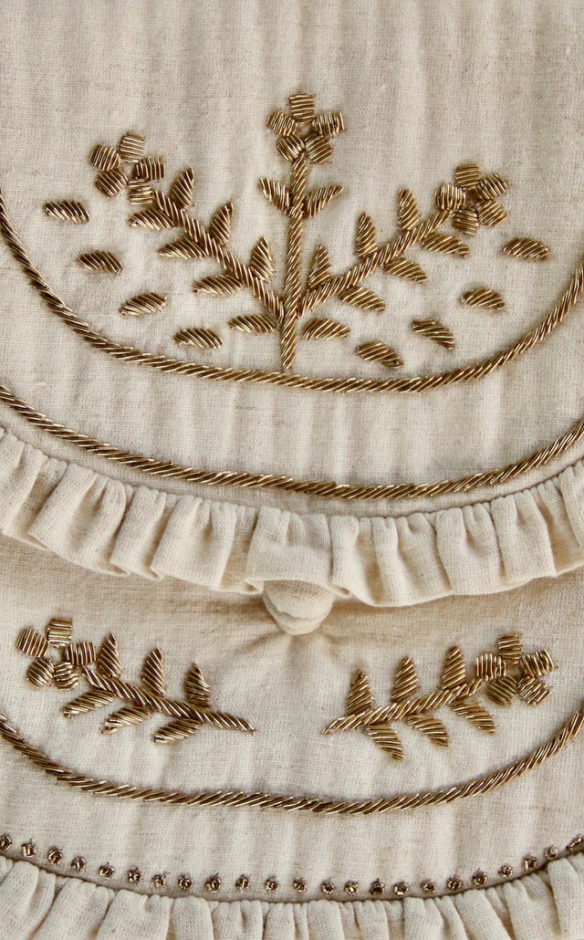 Embroidered clutch bag in natural cotton