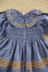 Robe romantique et col crochet amovible