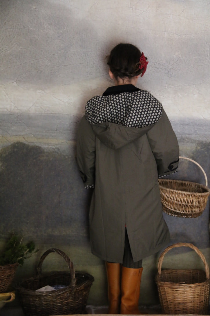 Khaki raincoat with quilted lining